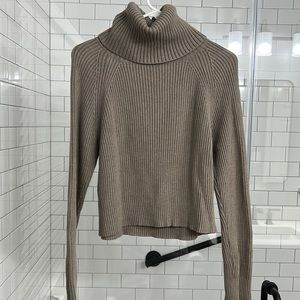 French Connection | Ribbed Cropped Turtleneck